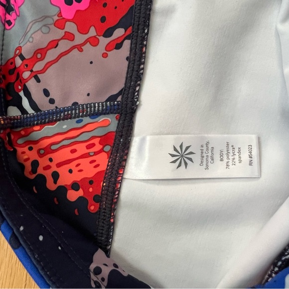 Athleta Multicolored Capri Leggings - Picture 4 of 5